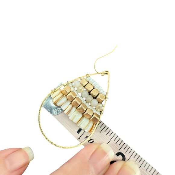 J. Jill Gold Tone Beaded Teardrop Earrings Dangle Drop White Cream Neutral Boho - Picture 9 of 9